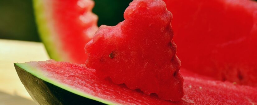 Сезон кавунів – на «піку»: чим корисна ця ягода та як краще її споживати
